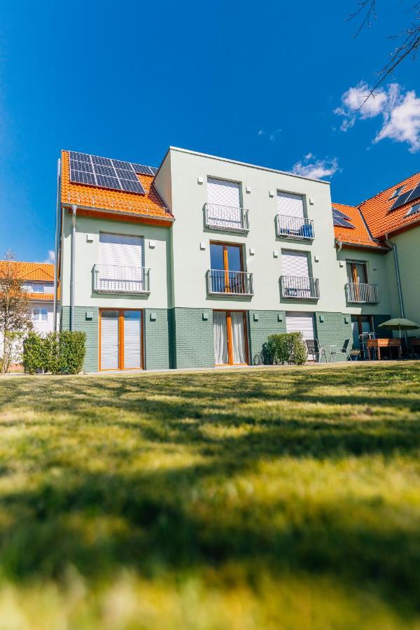Modernes Stadt-Apartement Mitte Билефелд Екстериор снимка